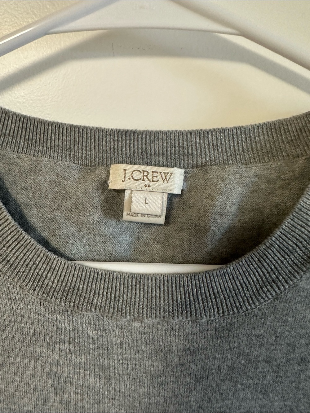 J.Crew Sleeveless 💯 Cotton Crewneck Shirt in Heather Gray - Picture 3 of 6